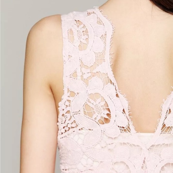 MIGUELINA ON THE EVE CROCHET LACE COLUMN MAXI DRESS PINK M - Picture 6 of 12